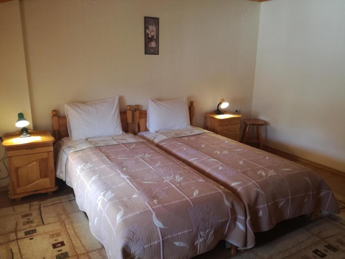 Guest House Benita Ντέβιν Εξωτερικό φωτογραφία