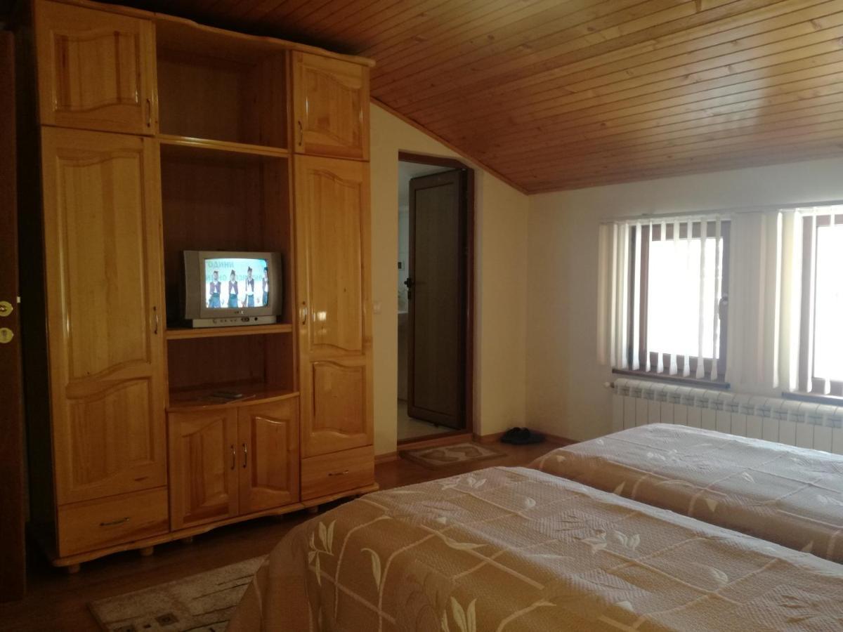 Guest House Benita Ντέβιν Εξωτερικό φωτογραφία