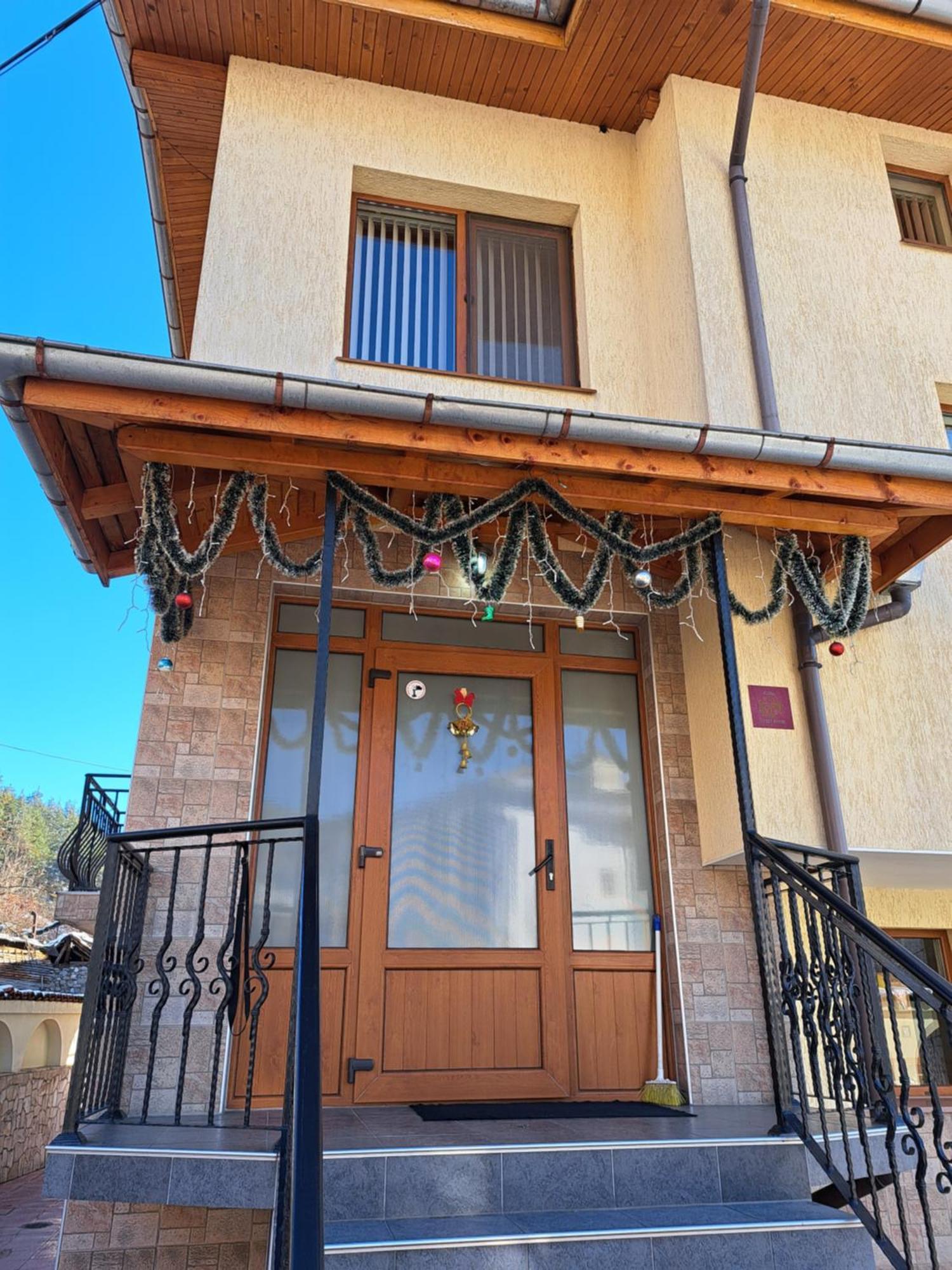 Guest House Benita Ντέβιν Εξωτερικό φωτογραφία