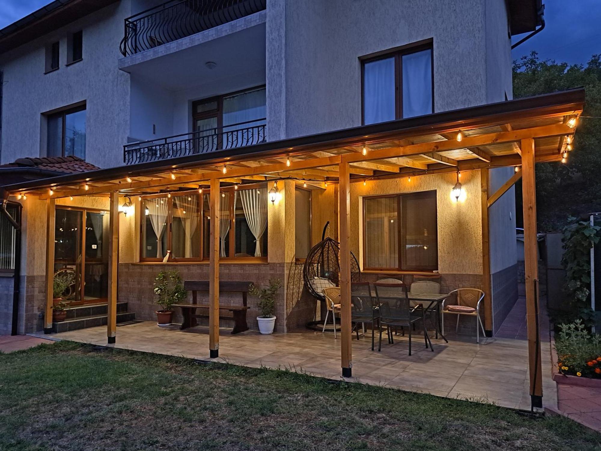 Guest House Benita Ντέβιν Εξωτερικό φωτογραφία