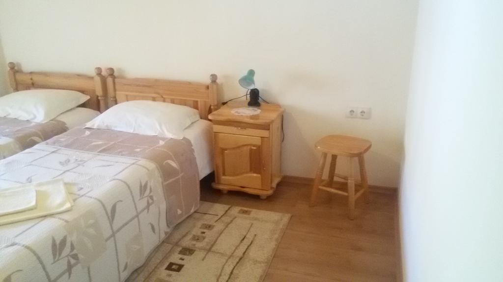 Guest House Benita Ντέβιν Εξωτερικό φωτογραφία