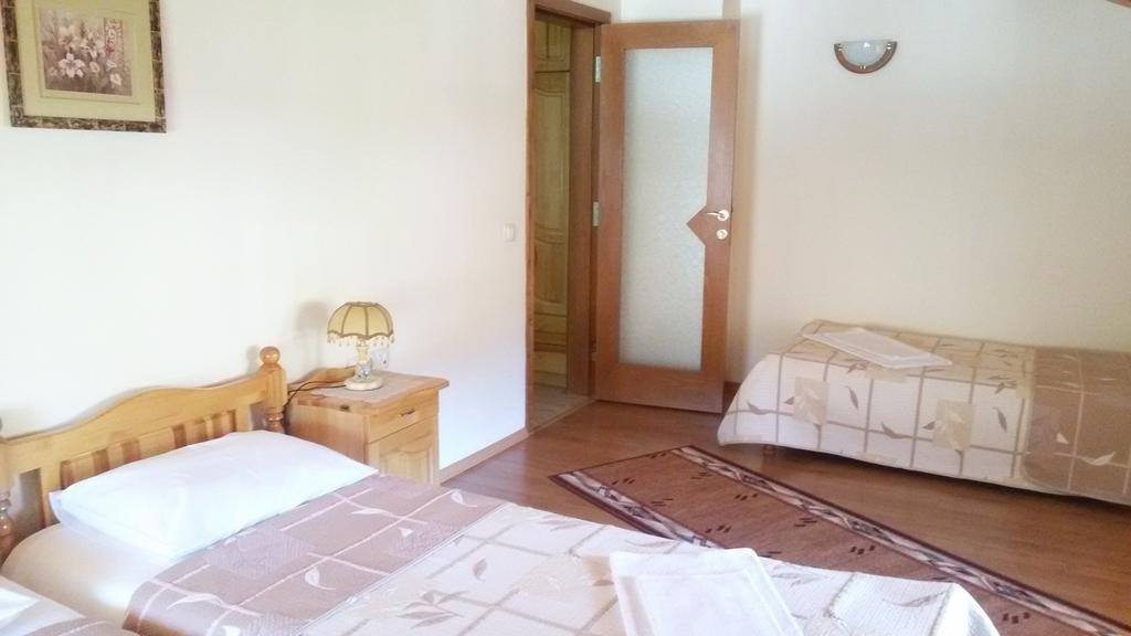 Guest House Benita Ντέβιν Εξωτερικό φωτογραφία