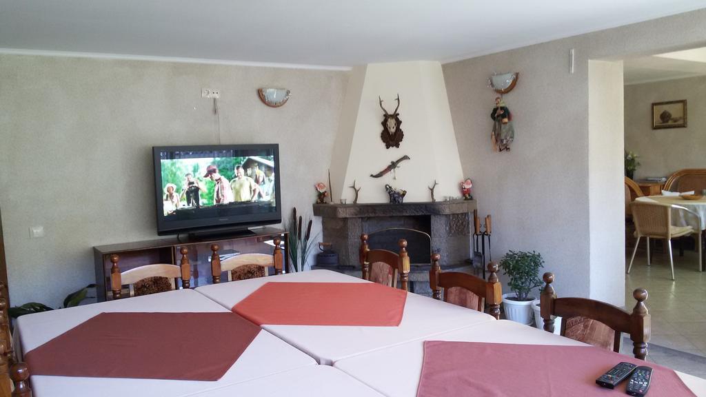 Guest House Benita Ντέβιν Εξωτερικό φωτογραφία