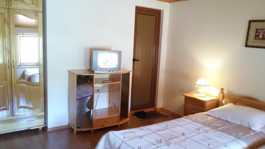 Guest House Benita Ντέβιν Εξωτερικό φωτογραφία