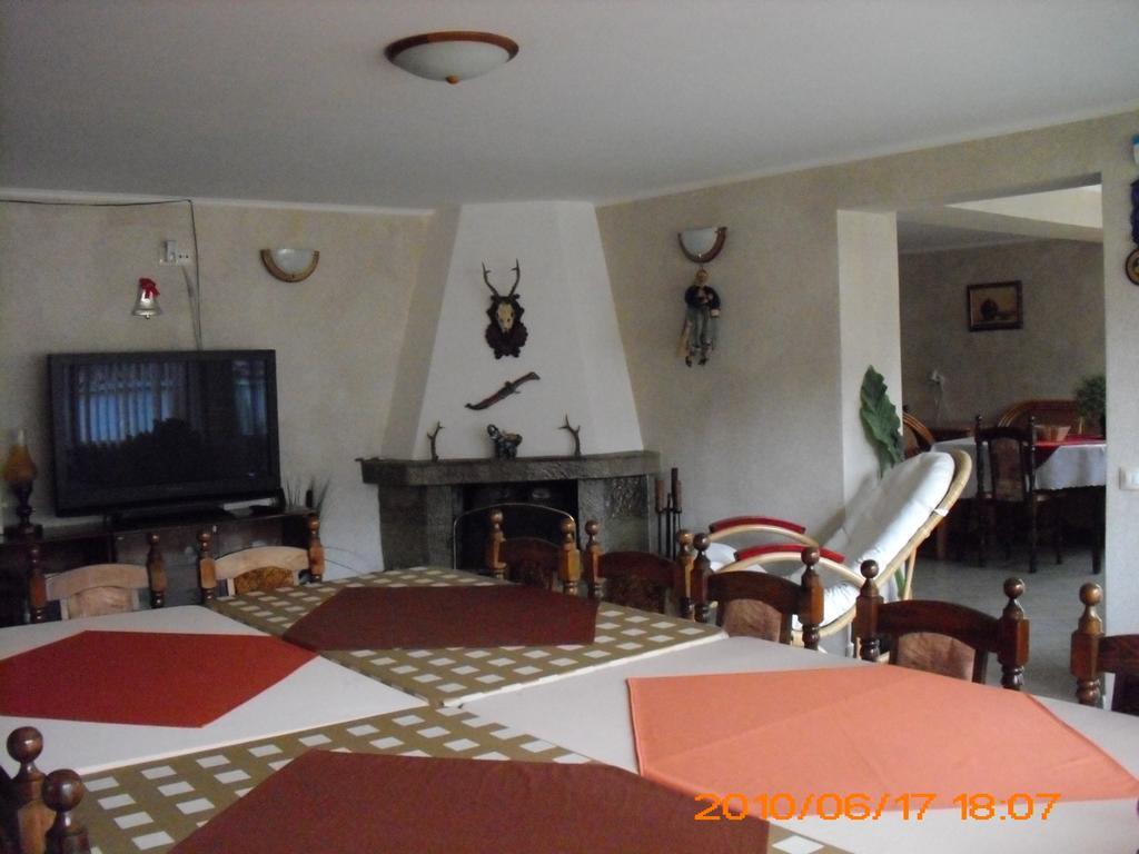 Guest House Benita Ντέβιν Εξωτερικό φωτογραφία
