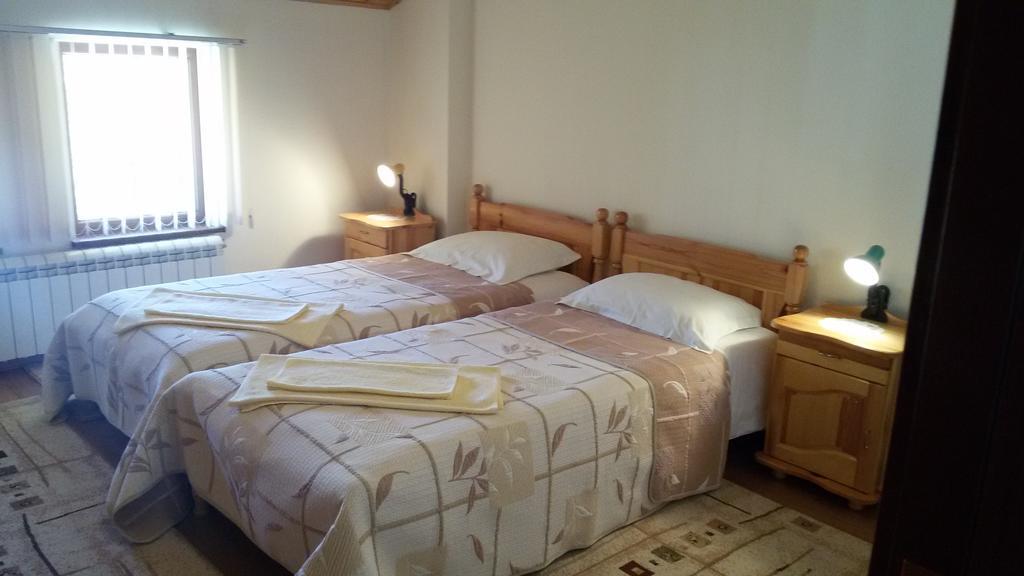 Guest House Benita Ντέβιν Εξωτερικό φωτογραφία