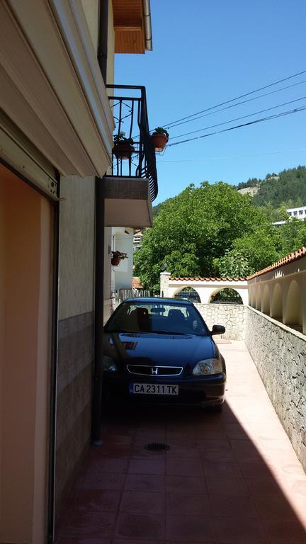 Guest House Benita Ντέβιν Εξωτερικό φωτογραφία